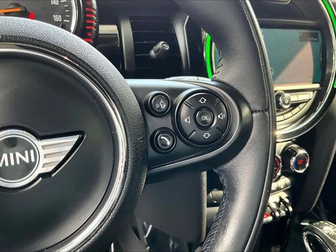 Used 2016 MINI Cooper 2-Door Hardtop image 24