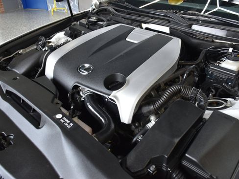 Used 2016 Lexus IS 300 F Sport image 16