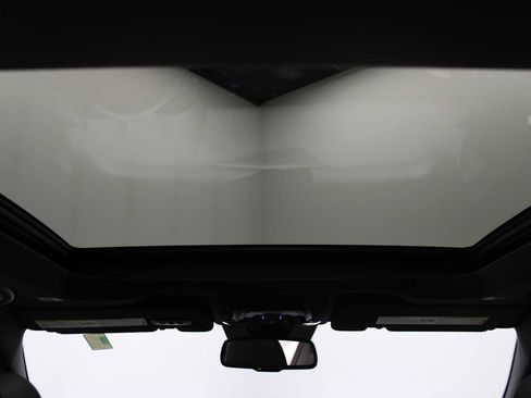 Used 2022 Alfa Romeo Stelvio Veloce image 18