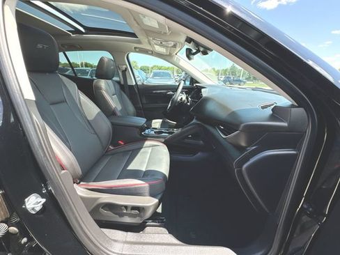 Used 2023 Buick Envision Essence w/ Technology Package I AWD/4WD image 29