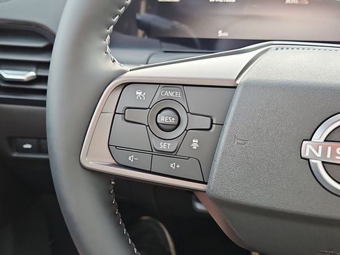 New 2026 Nissan Sentra SV w/ SV Convenience Package FWD image 14