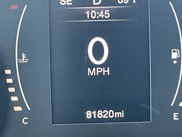 Used 2016 Jeep Renegade Latitude w/ Cold Weather Group AWD/4WD image 28