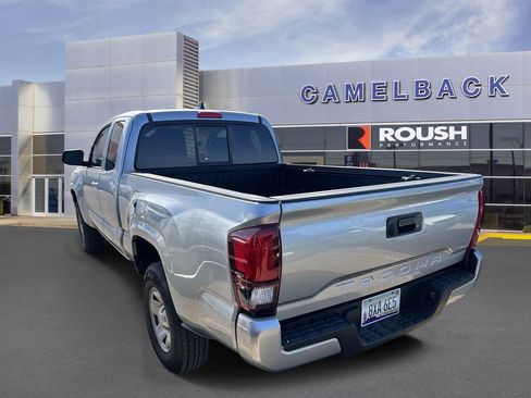 Used 2023 Toyota Tacoma SR w/ SR Convenience Package RWD image 11