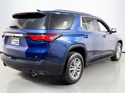 Used 2023 Chevrolet Traverse LT image 4
