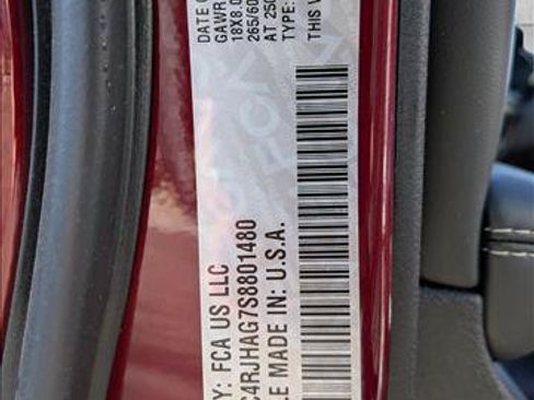 Used 2025 Jeep Grand Cherokee Laredo X w/ Trailer Tow Package AWD/4WD image 16