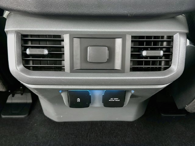 Used 2023 Ford F150 XLT w/ Equipment Group 302A High RWD image 12