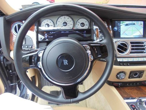 Used 2011 Rolls-Royce Ghost RWD image 16