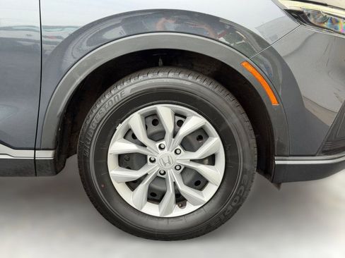 Used 2025 Honda CR-V LX image 11