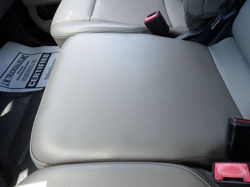 Used 2021 Ford F550 image 27