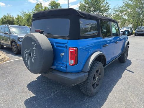 Used 2022 Ford Bronco Black Diamond AWD/4WD image 3