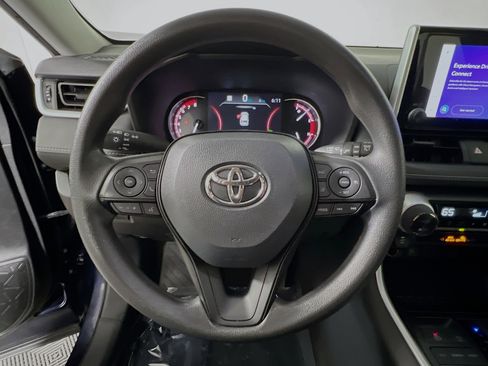 Used 2024 Toyota RAV4 XLE image 18