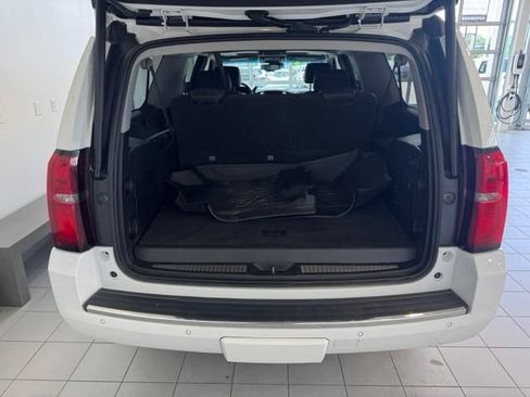 Used 2018 Chevrolet Suburban Premier AWD/4WD image 42