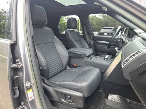 Used 2023 Land Rover Discovery S R-Dynamic AWD/4WD image 13
