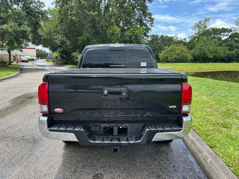 Used 2023 Toyota Tacoma SR5 RWD image 5