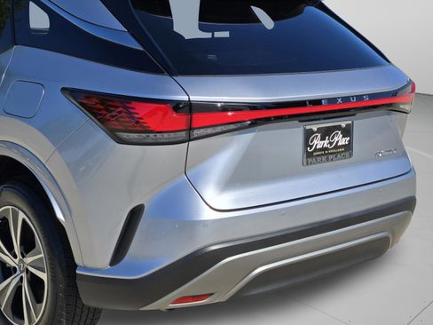 Certified 2025 Lexus RX 350 Premium w/ Accessory Package (Z1) FWD image 32