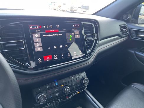 Used 2023 Dodge Durango GT RWD image 33