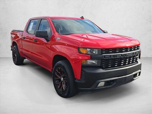 Used 2021 Chevrolet Silverado 1500 W/T w/ WT Value Package AWD/4WD image 3