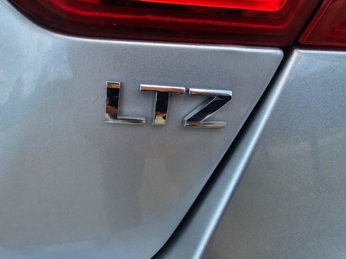 Used 2014 Chevrolet Impala LTZ FWD image 15