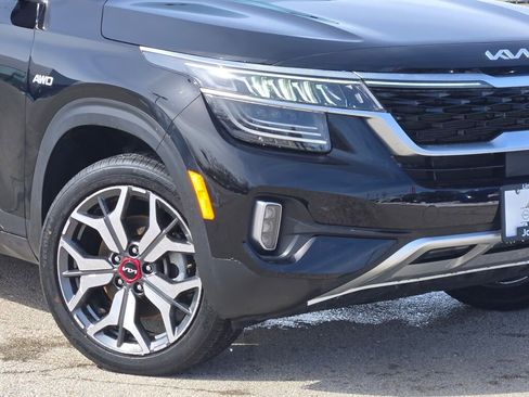 Used 2023 Kia Seltos SX image 3