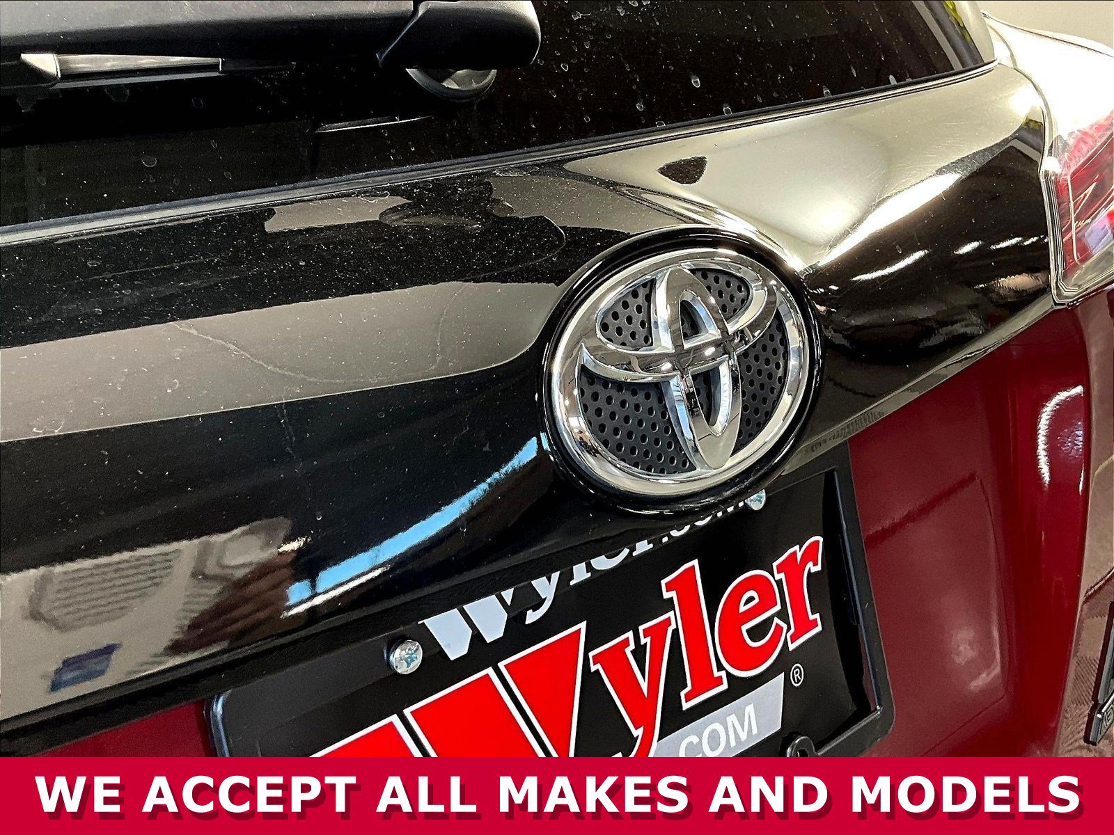 Used 2018 Toyota RAV4 Adventure AWD/4WD image 22