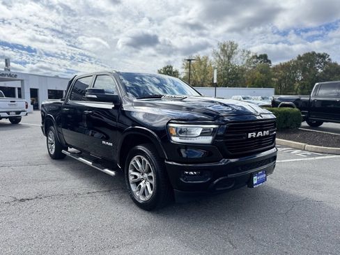 Used 2022 RAM 1500 Laramie w/ Sport Appearance Package image 8