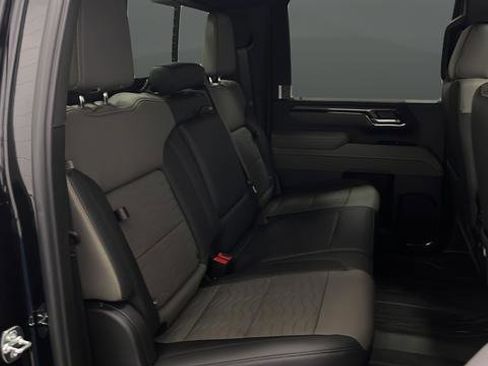 New 2026 Chevrolet Silverado 2500 ZR2 image 11