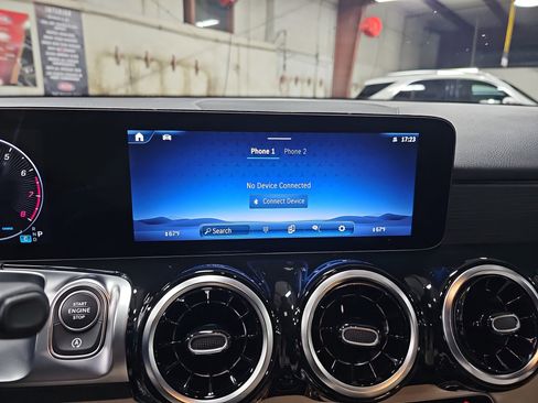 Certified 2026 Mercedes-Benz GLB 250 4MATIC image 24