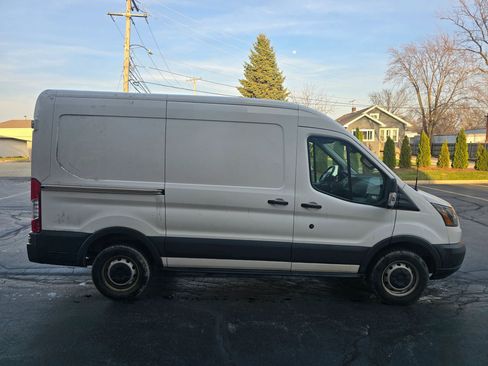 Used 2018 Ford Transit 250 130 Medium Roof image 15