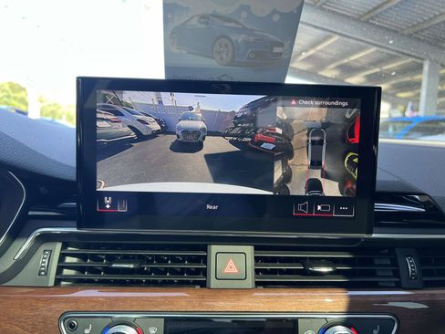 Used 2022 Audi A4 2.0T Premium Plus w/ Premium Plus Package AWD/4WD image 25