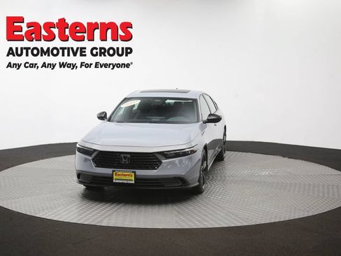 Used 2023 Honda Accord Sport image 55