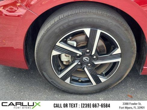 Used 2024 Nissan Sentra SV FWD image 8