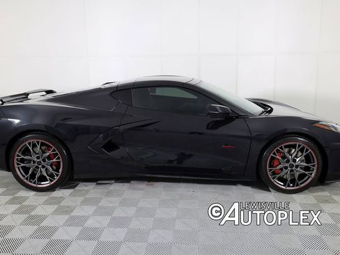 Used 2023 Chevrolet Corvette Stingray Premium Cpe w/ Z51 Performance Package RWD image 4