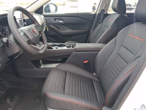 New 2026 Nissan Rogue SV w/ Rock Creek Premium Package AWD/4WD image 25