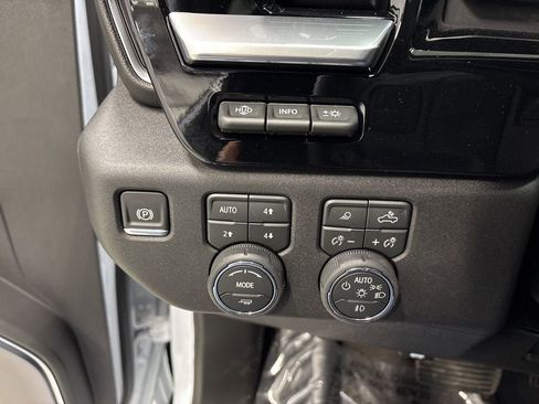 New 2026 Chevrolet Silverado 3500 High Country w/ Technology Package image 28