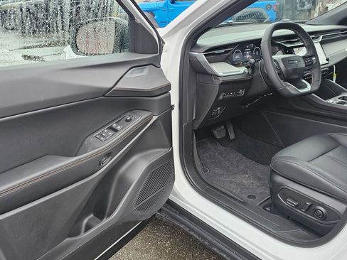 New 2026 Jeep Cherokee Laredo image 18