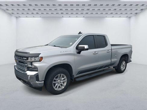 Used 2020 Chevrolet Silverado 1500 LT w/ All-Star Edition image 2