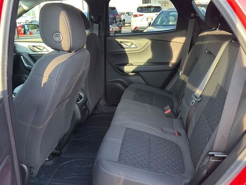 Used 2021 Chevrolet Blazer LT FWD image 11