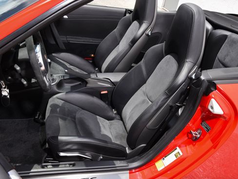 Used 2012 Porsche 911 Carrera GTS RWD image 22