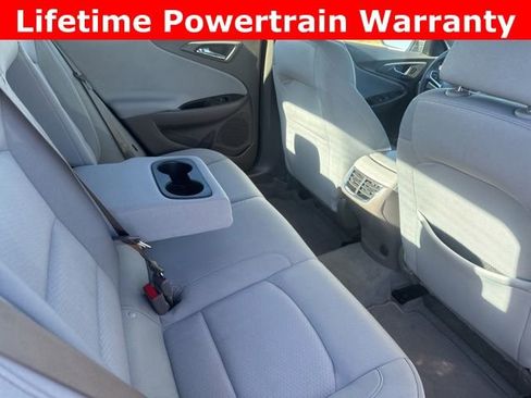 Used 2025 Chevrolet Malibu LT image 18