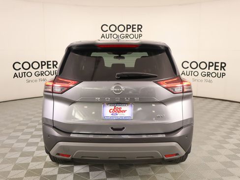 Used 2022 Nissan Rogue SV FWD image 20