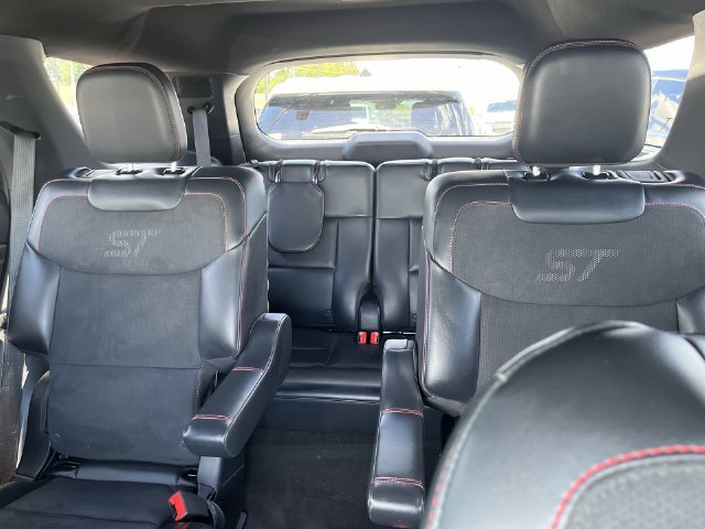 Used 2025 Ford Explorer ST AWD/4WD image 23