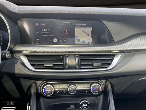 Used 2024 Alfa Romeo Stelvio Veloce image 6