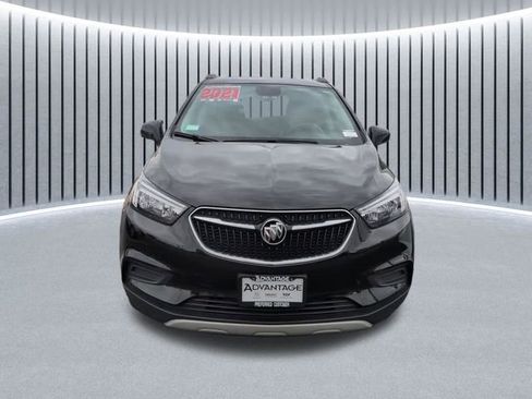 Used 2021 Buick Encore Preferred w/ Safety Package AWD/4WD image 17