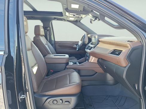 Used 2024 Chevrolet Tahoe High Country image 10