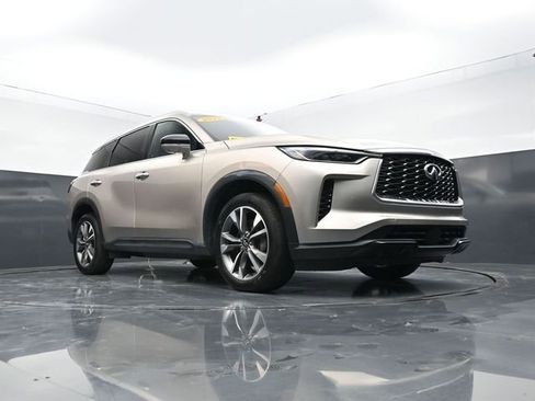 Used 2023 INFINITI QX60 Luxe AWD/4WD image 42