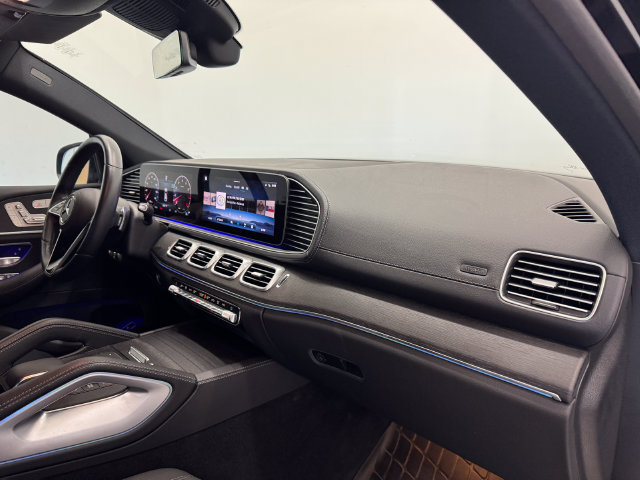 Used 2025 Mercedes-Benz GLE 450 4MATIC Coupe image 41