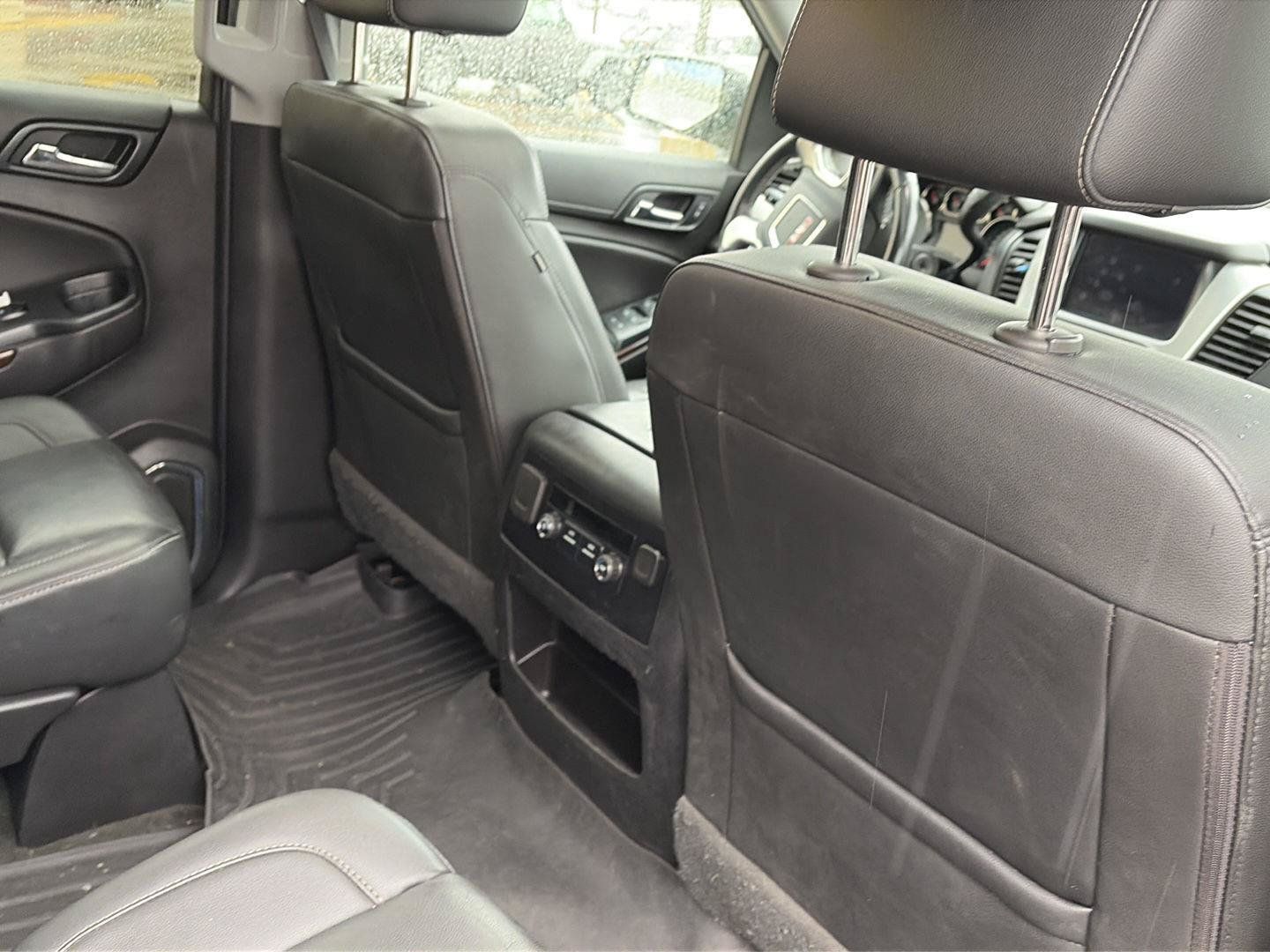 Used 2019 GMC Yukon XL SLT AWD/4WD image 6