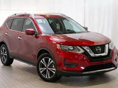 Used 2019 Nissan Rogue SV w/ Premium Package
