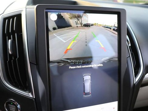 Used 2024 Ford Edge Titanium image 26