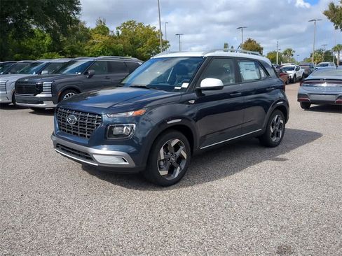 New 2026 Hyundai Venue SEL image 2